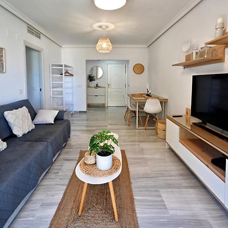 Love Rent4 Malaga Alamar Torremolinos Ngoại thất bức ảnh